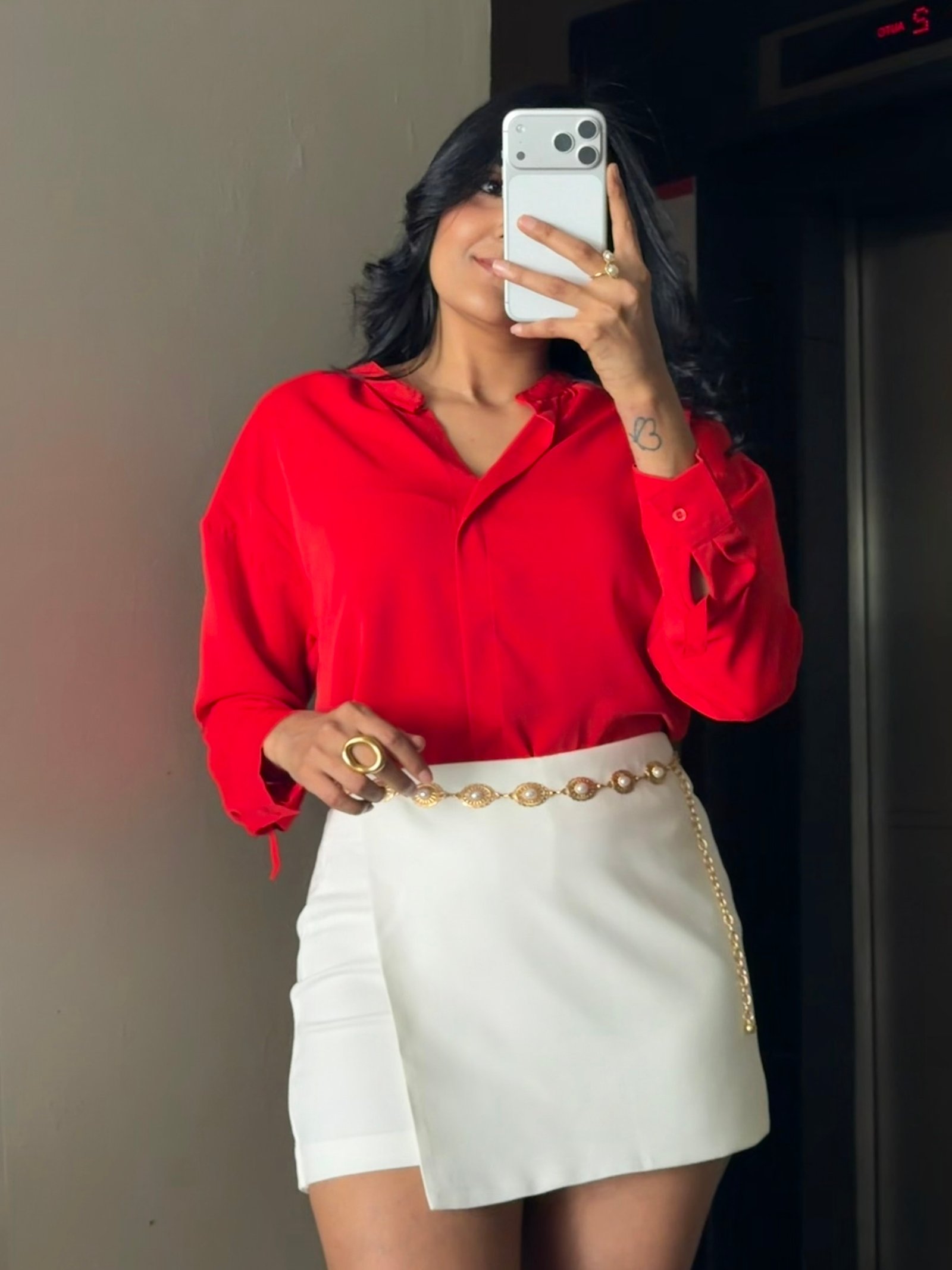 BLUSA CUELLO V MANGA LARGA MIT ROJO