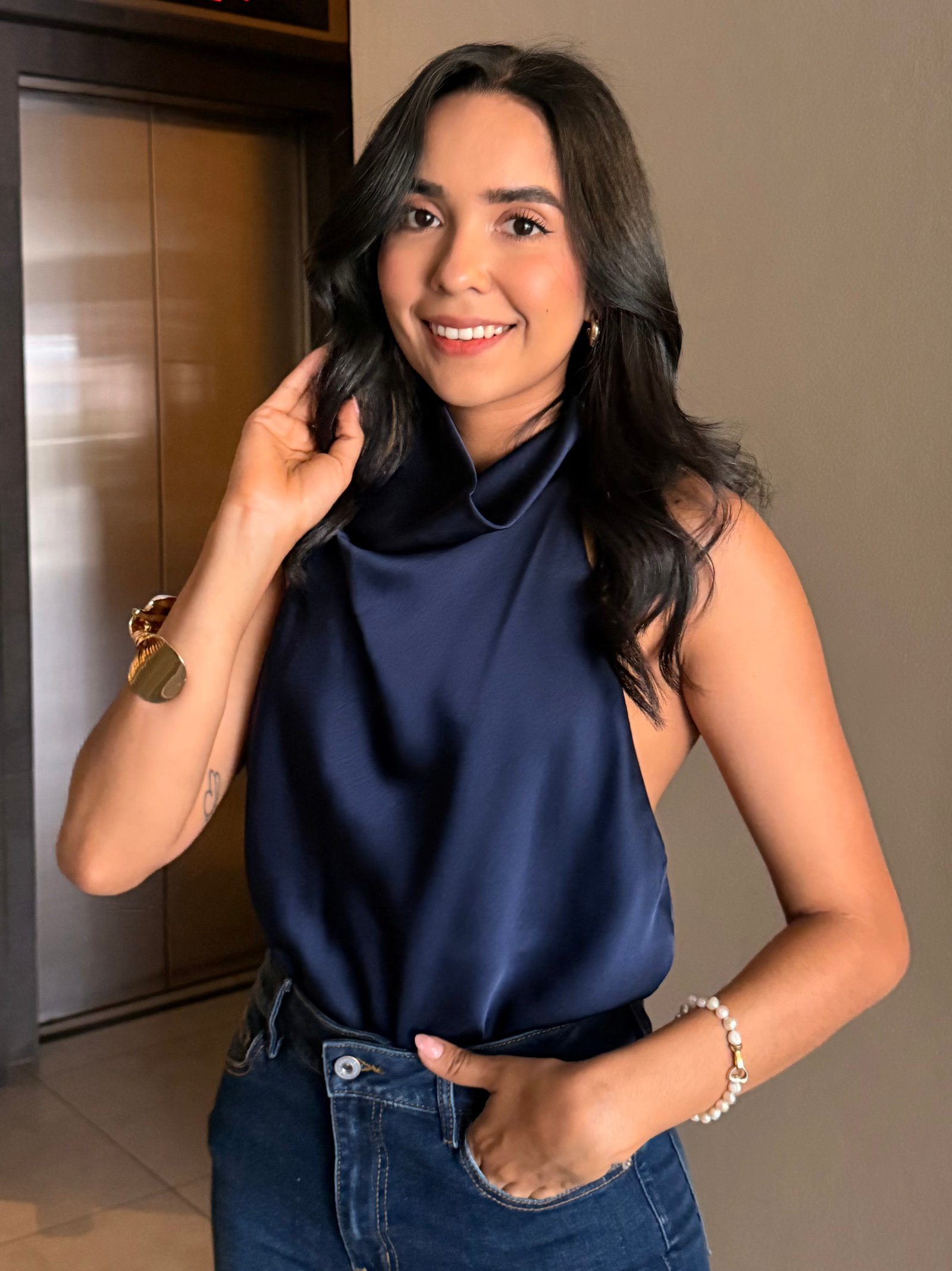 BLUSA HALTER BACKLESS SATINADO GM