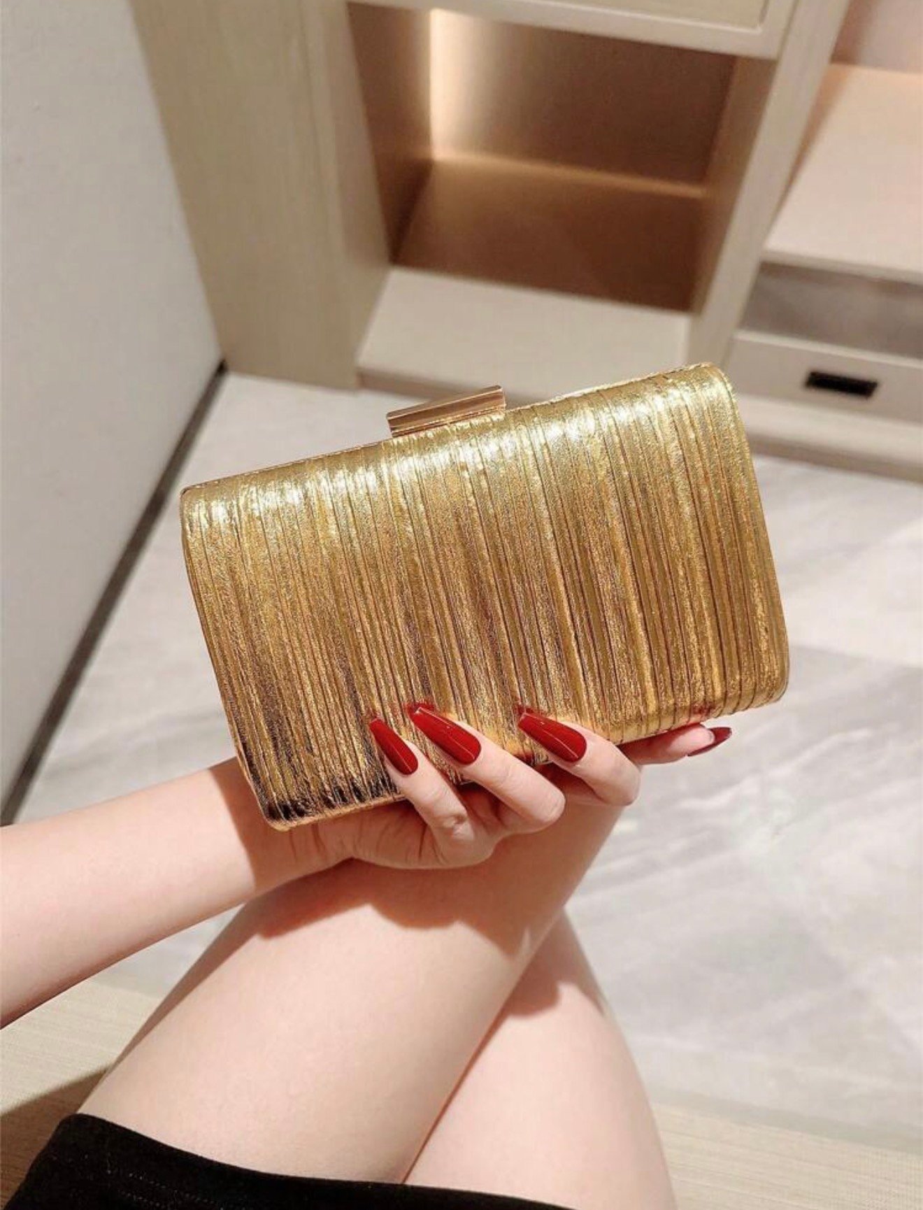 CLUTCH RECTANGULAR CORRUGADA