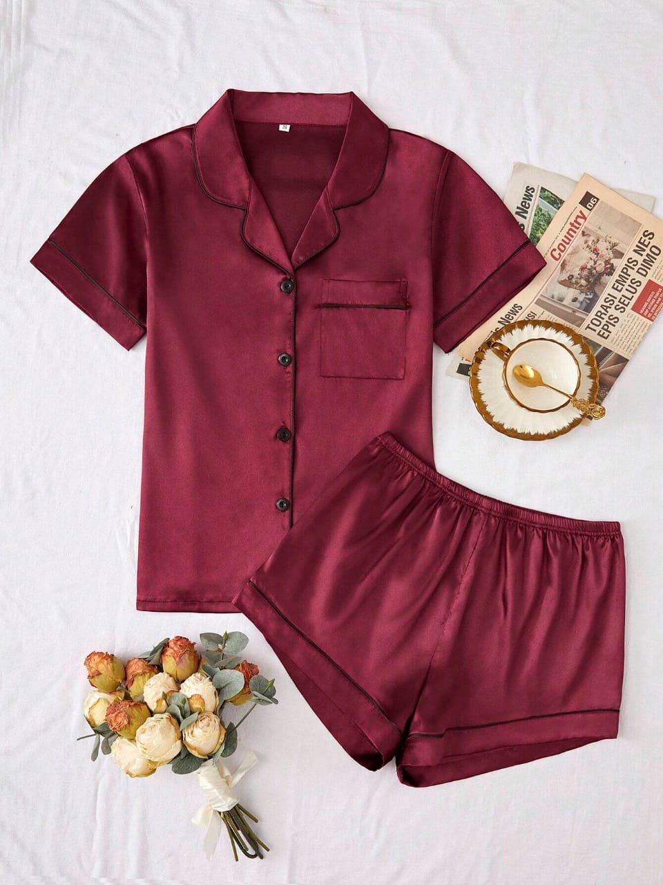 BATA SATINADA SHORT OCRE TALLA L