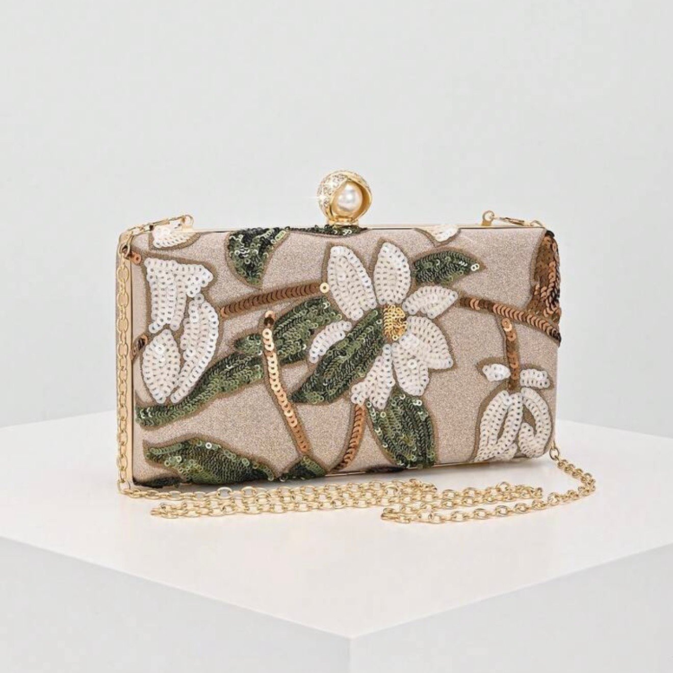 CLUTCH FIESTA (preguntar disponibilidad)