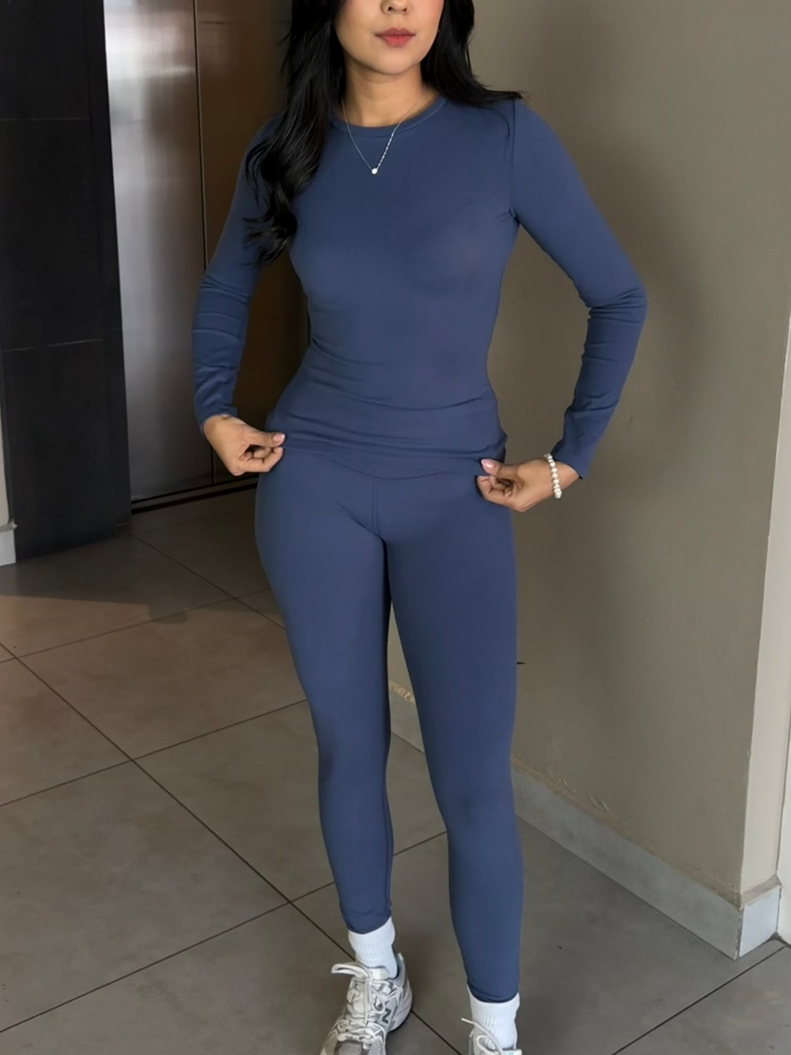 SET DE LEGGINGS Y TOP MANGA LARGA NAVY BLUE