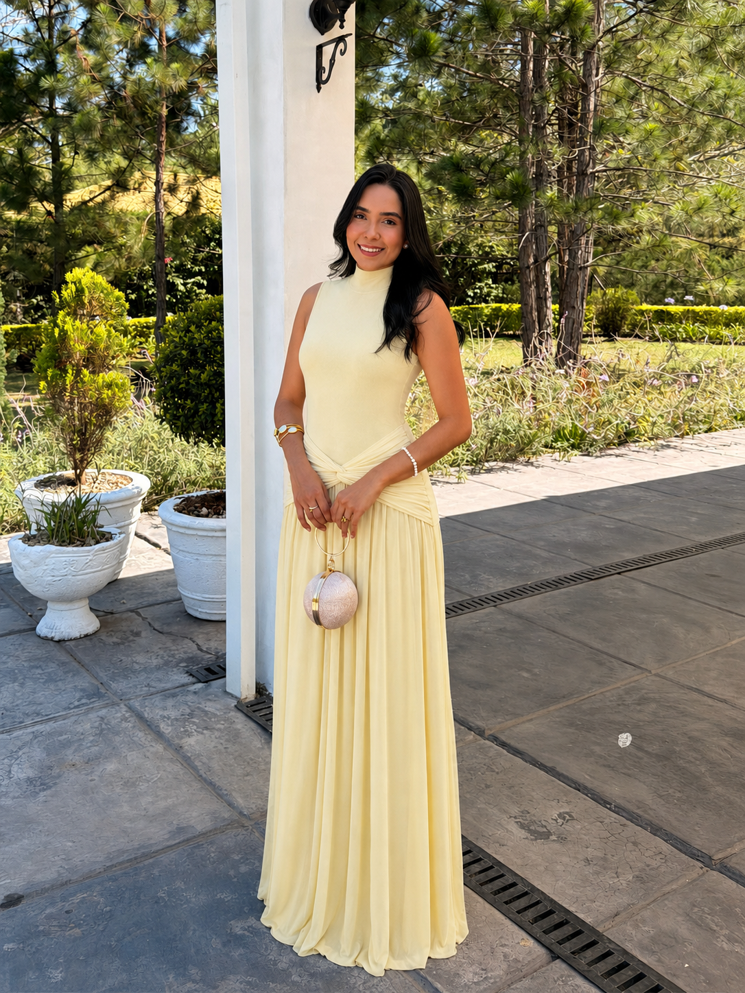 VESTIDO MAXI MESH HALTER CON ESCOTE EN LA ESPALDA