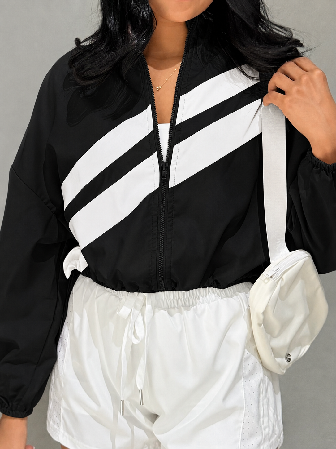 CHAQUETA NEGRO BOMBER LINEAS