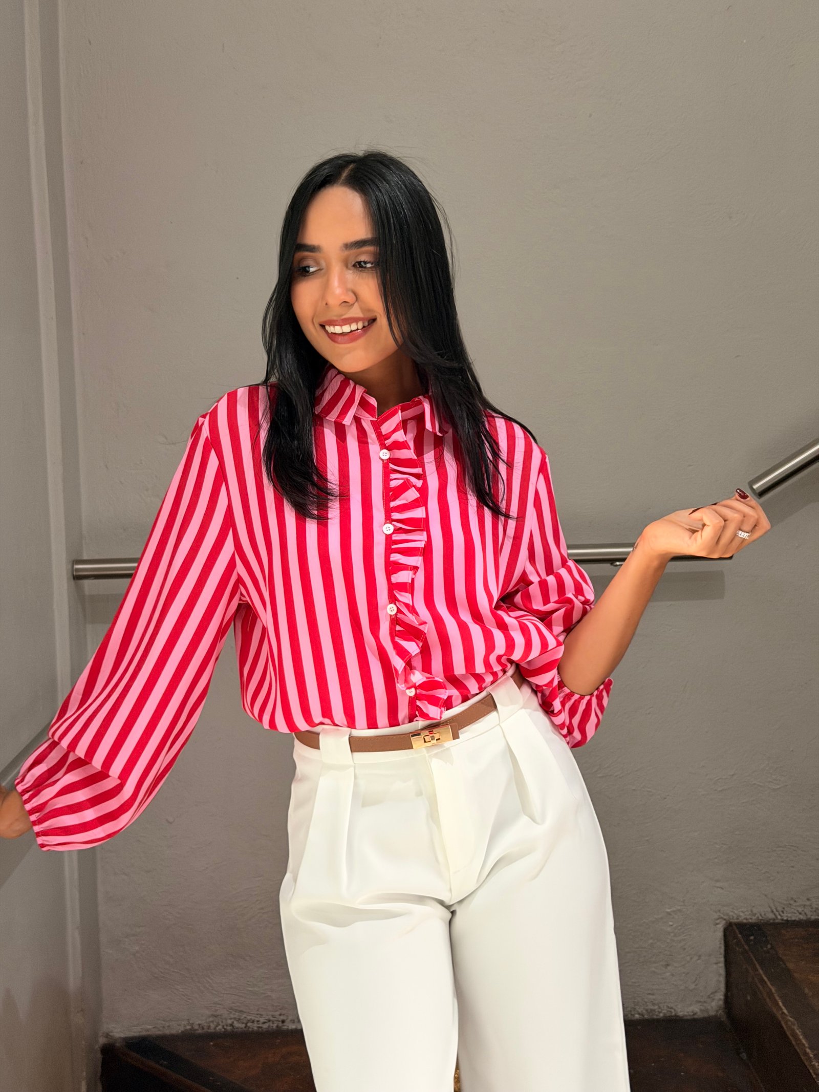 CAMISA RAYADA BICOLOR MANGA LARGA ROSA VUELITOS