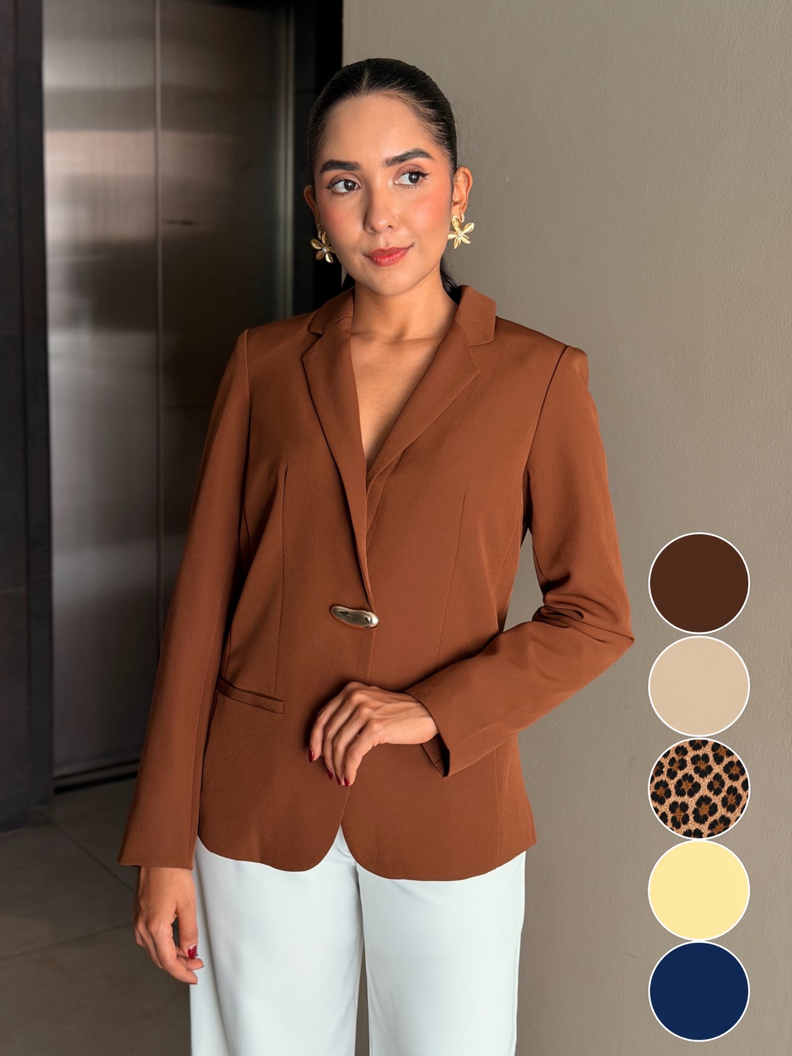 BLAZER LOVE BOTON DORADO