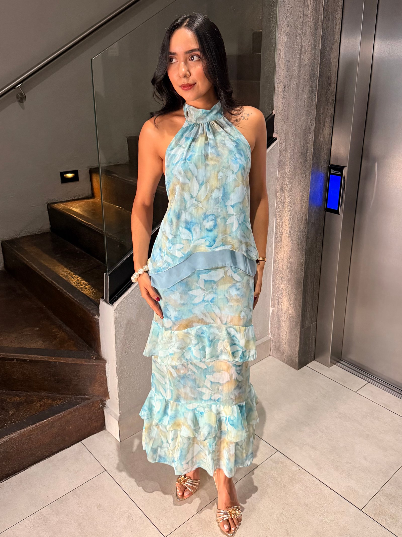 SET FALDA Y BLUSA HALTER FLORAL BABY BLUE