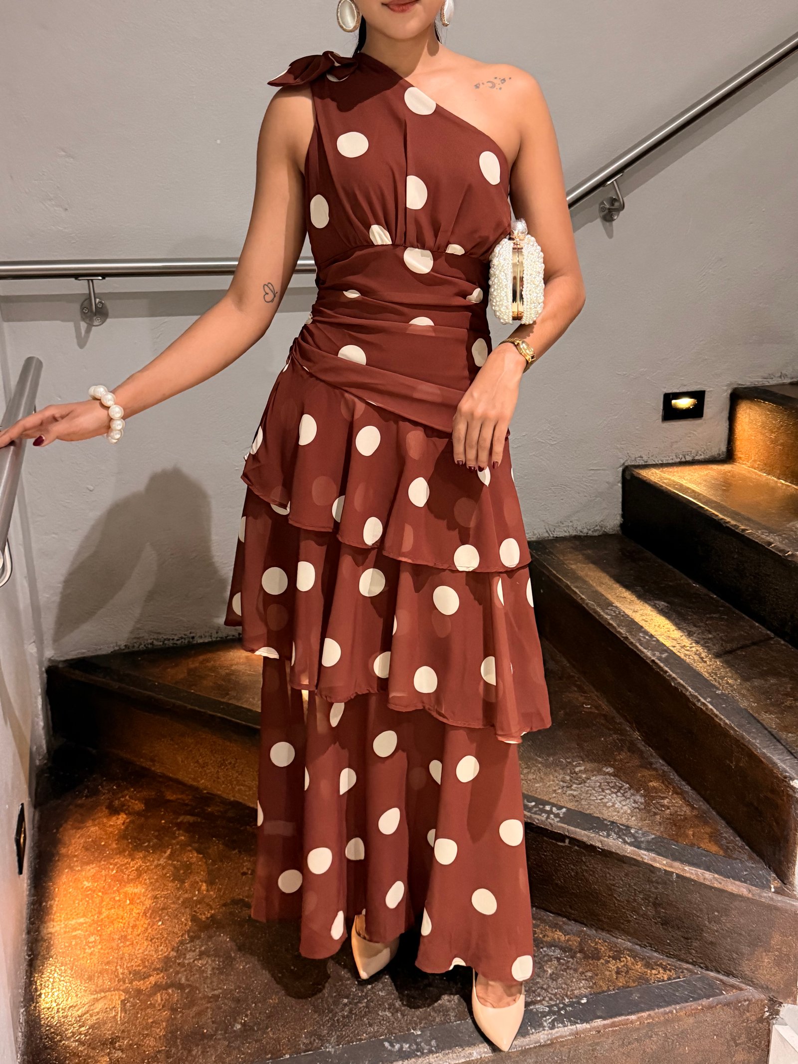 VESTIDO ONE SHOULDER CAFE POLKA DOT